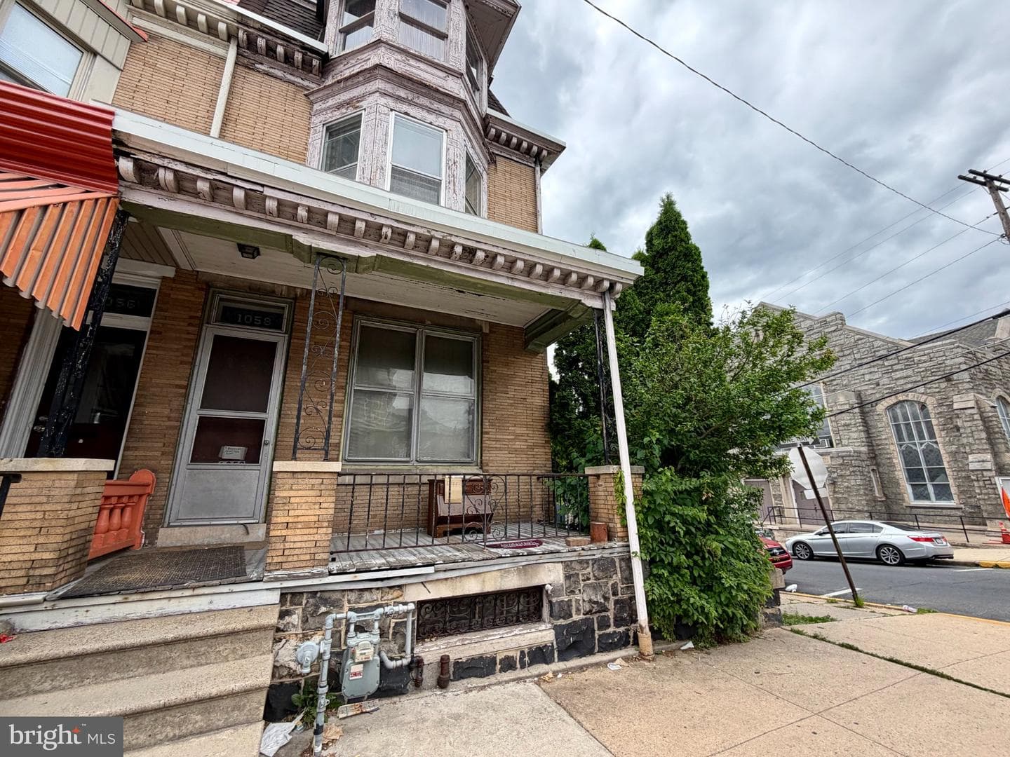 1058 N 11th St