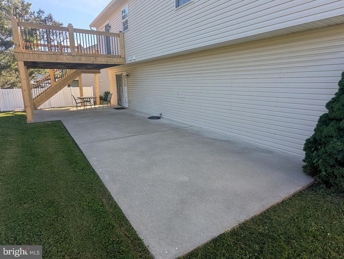 16 Dogwood Drive photo 33