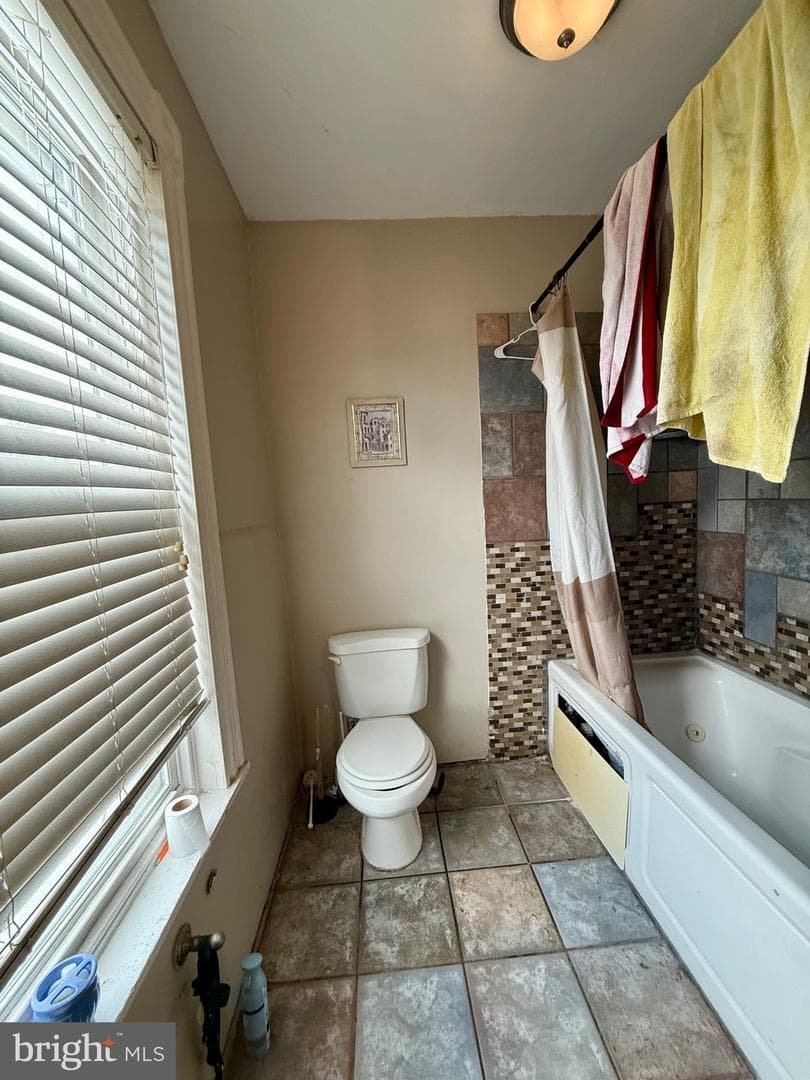 326 Windsor Street photo 14