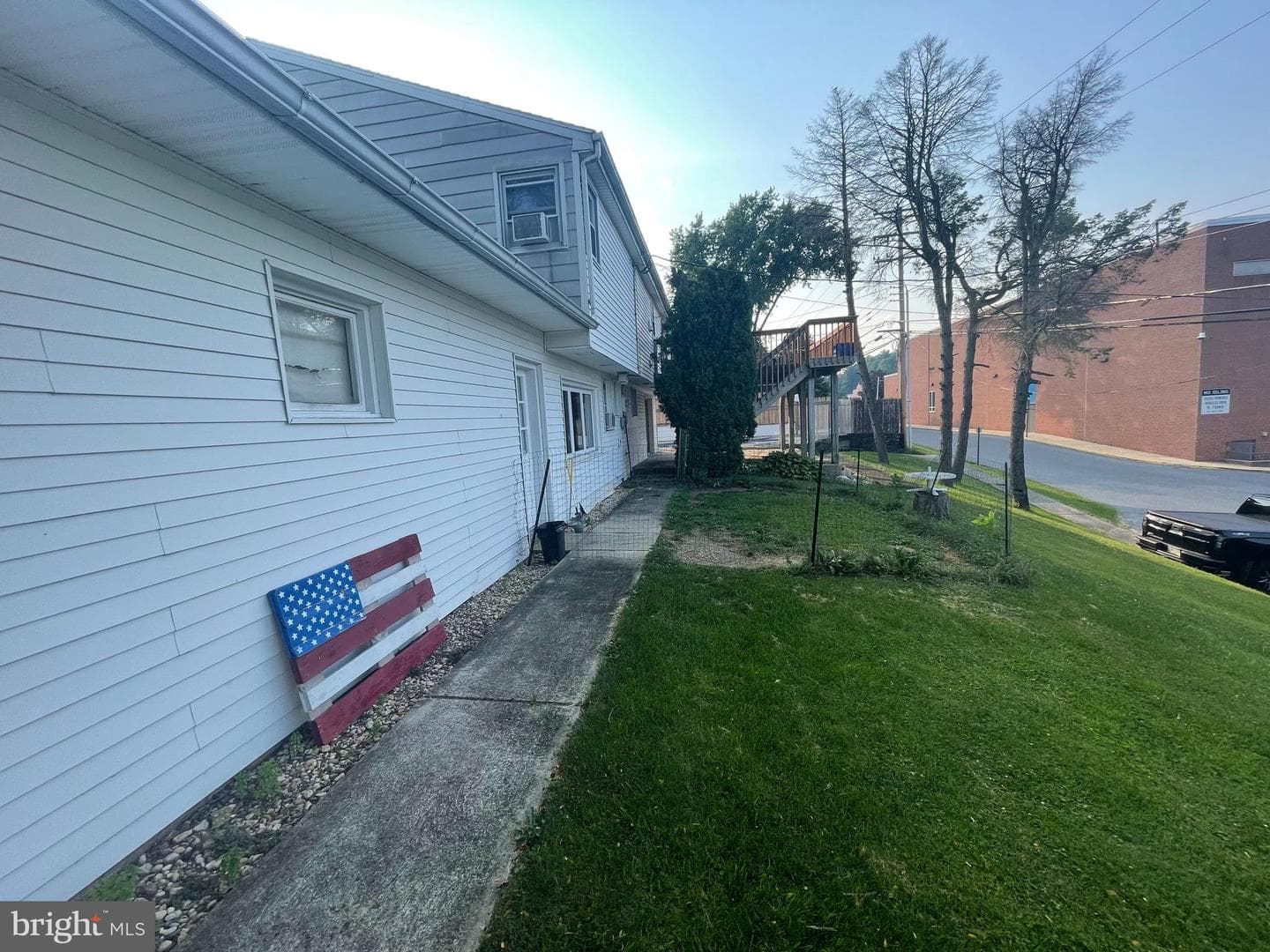 3909 Reiff Place photo 21