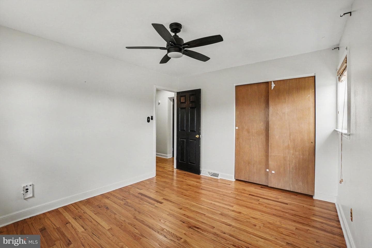 2400 Lindale Drive photo 17