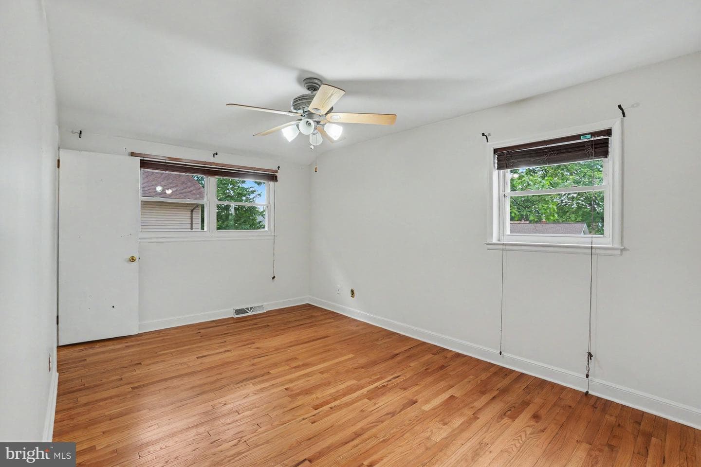 2400 Lindale Drive photo 19