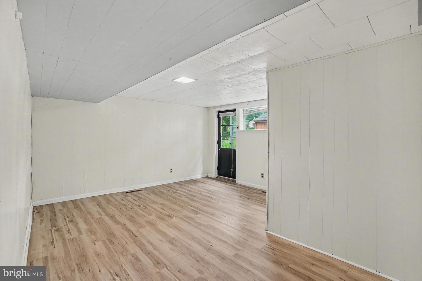 2400 Lindale Drive photo 22