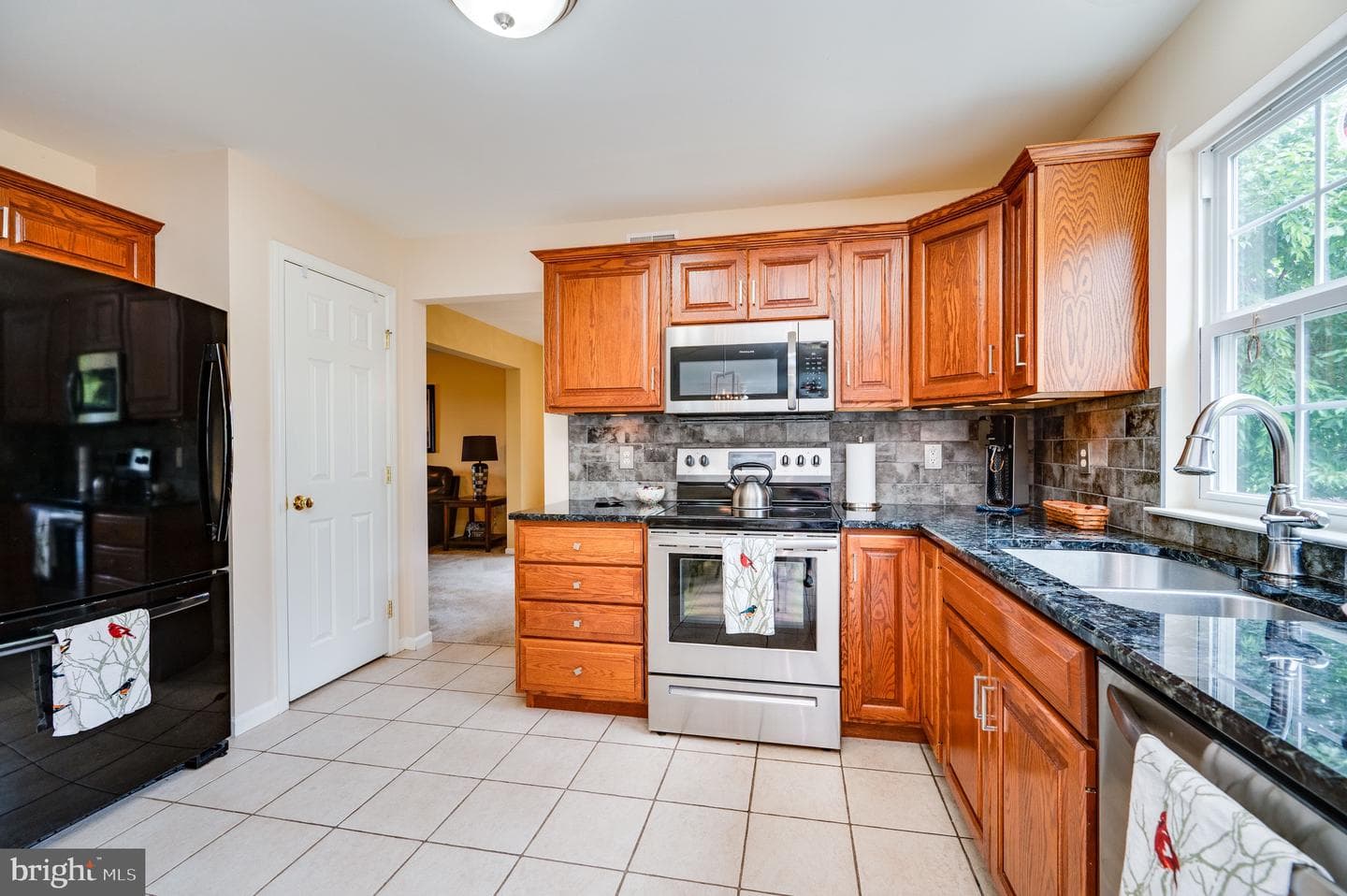 389 Eagleview Drive photo 10