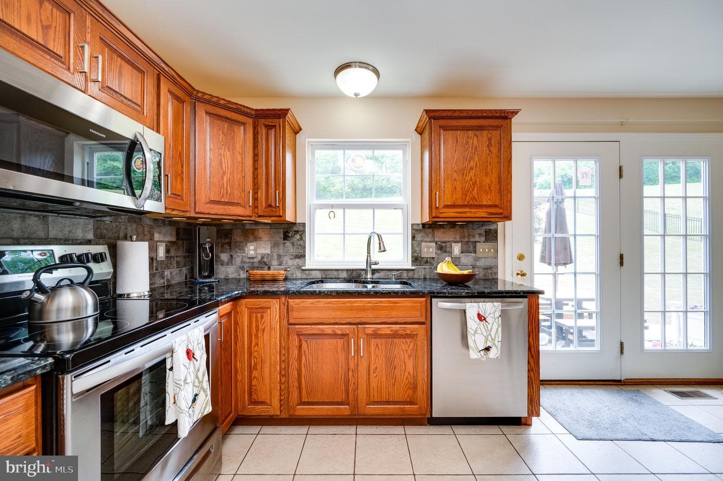 389 Eagleview Drive photo 11