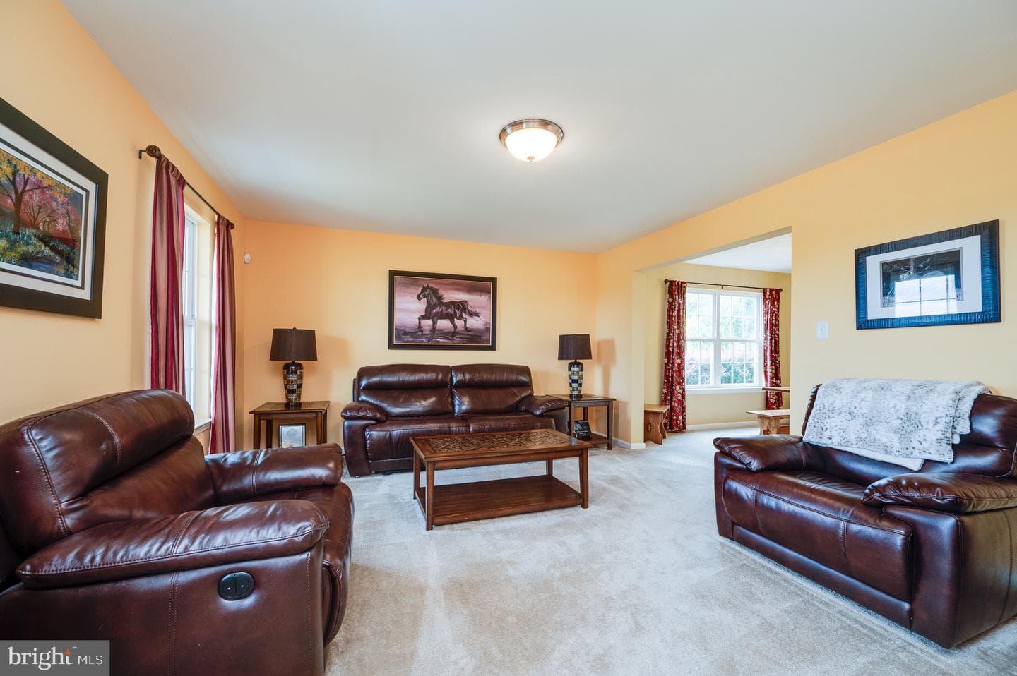 389 Eagleview Drive photo 4