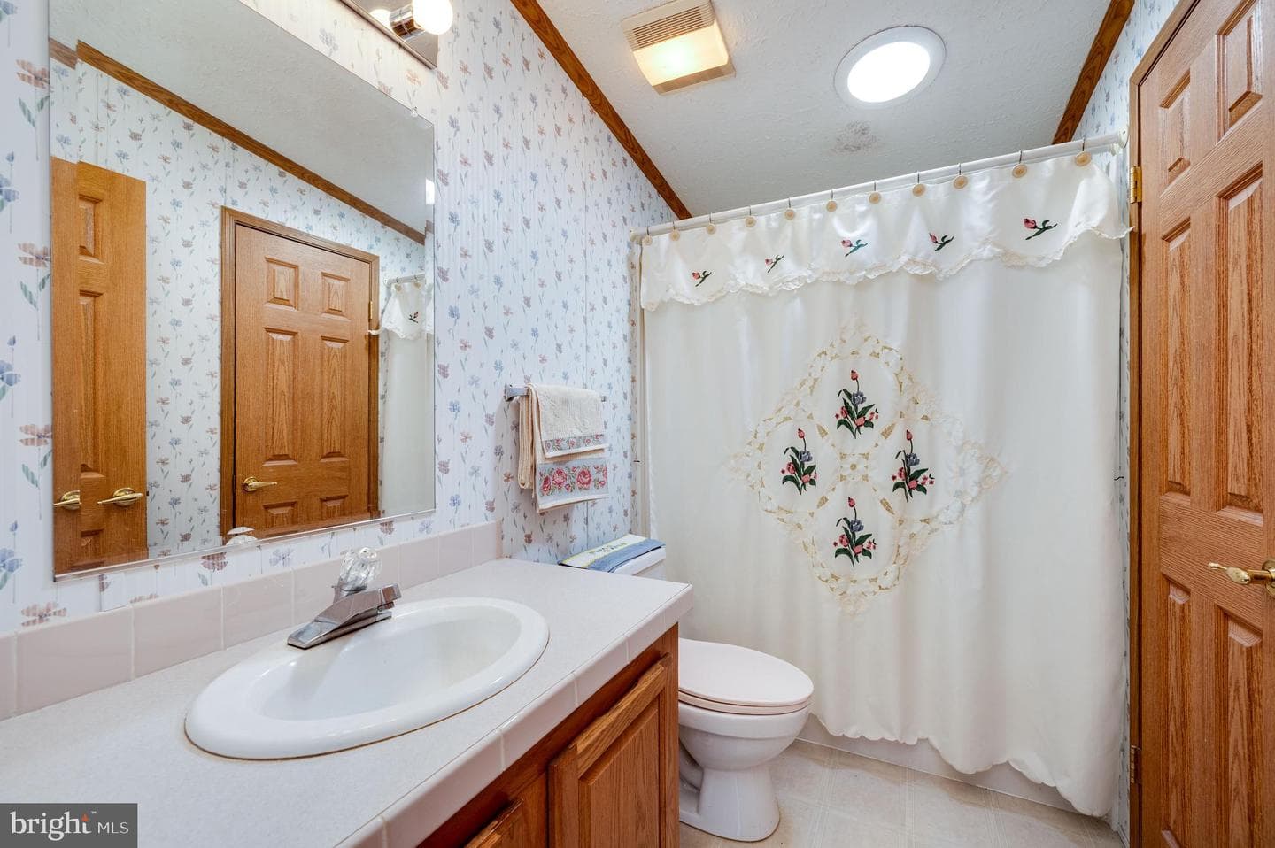 500 Caravelle Lane photo 30