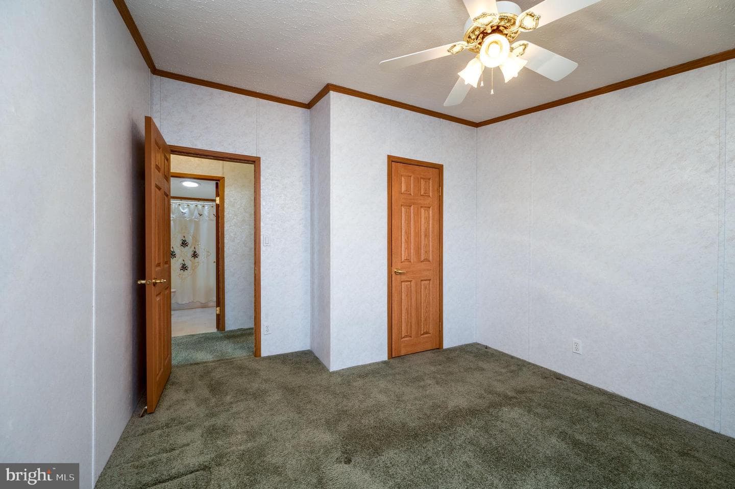 500 Caravelle Lane photo 32