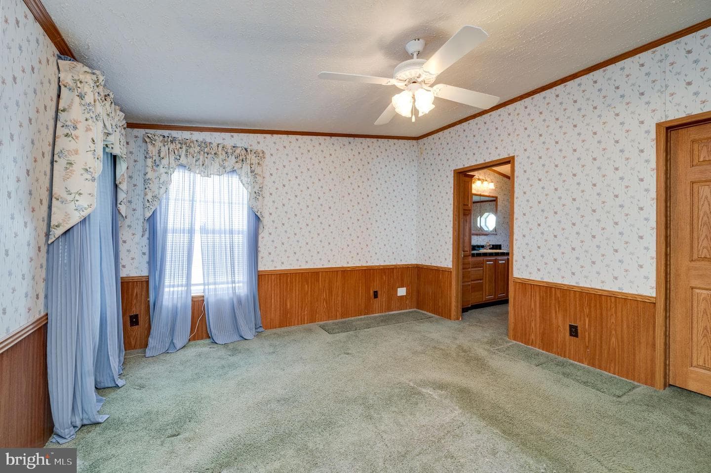 500 Caravelle Lane photo 35
