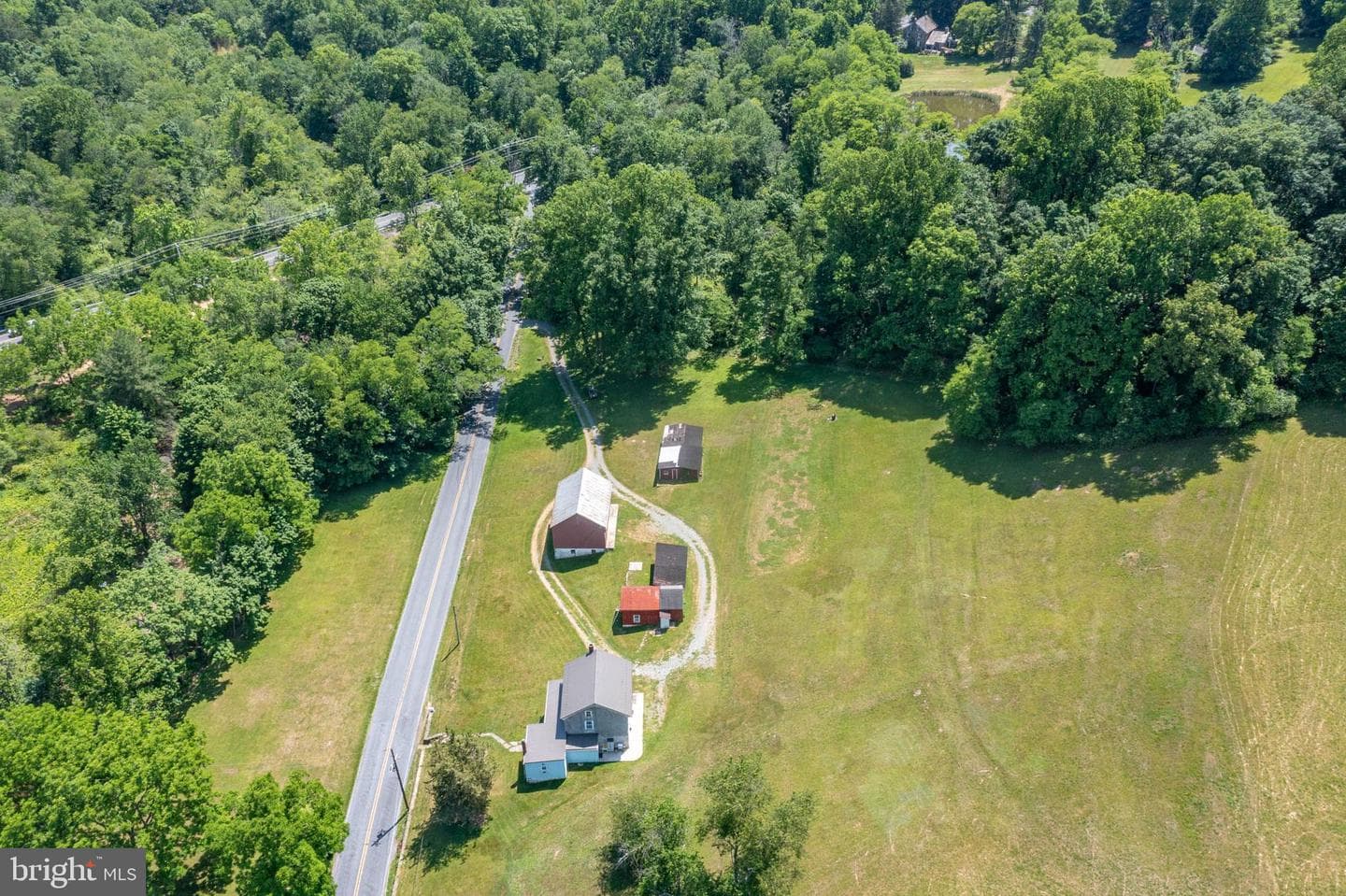 17 Kutz Road photo 4