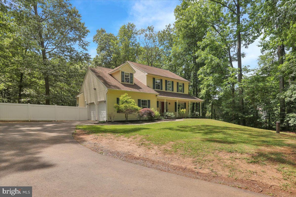 46 Spring Hill Road photo 1