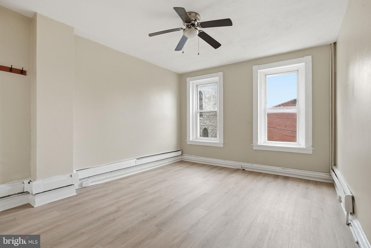 616 Elm Street photo 36