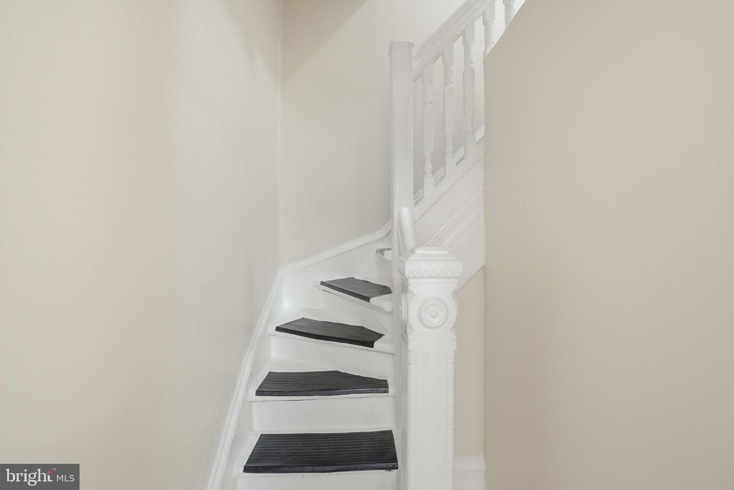 616 Elm Street photo 40