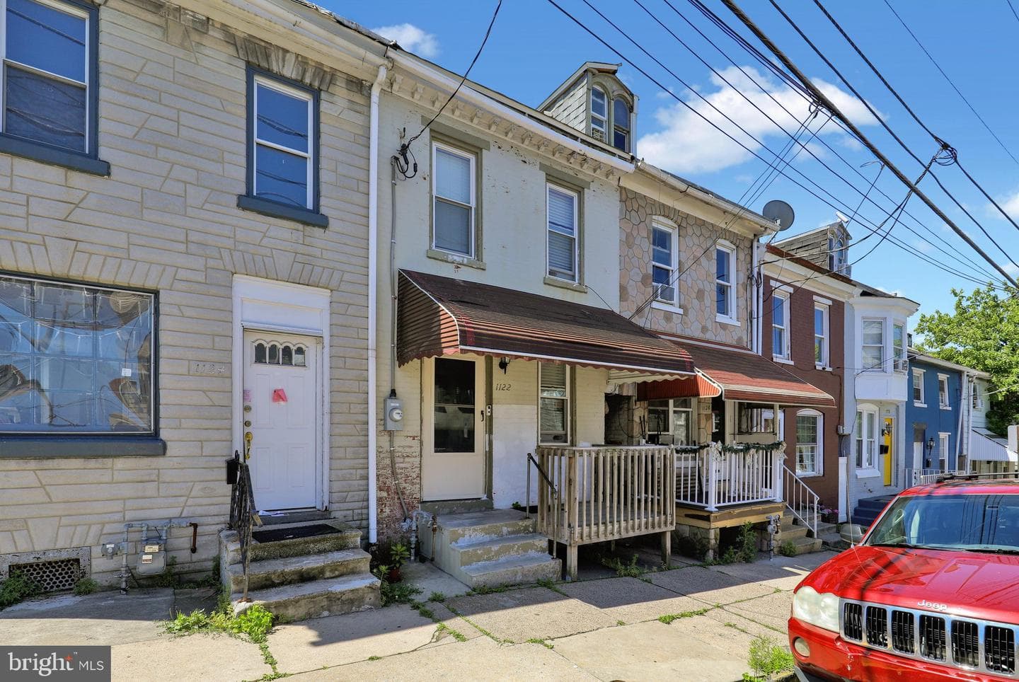 1122 Buttonwood Street photo 1