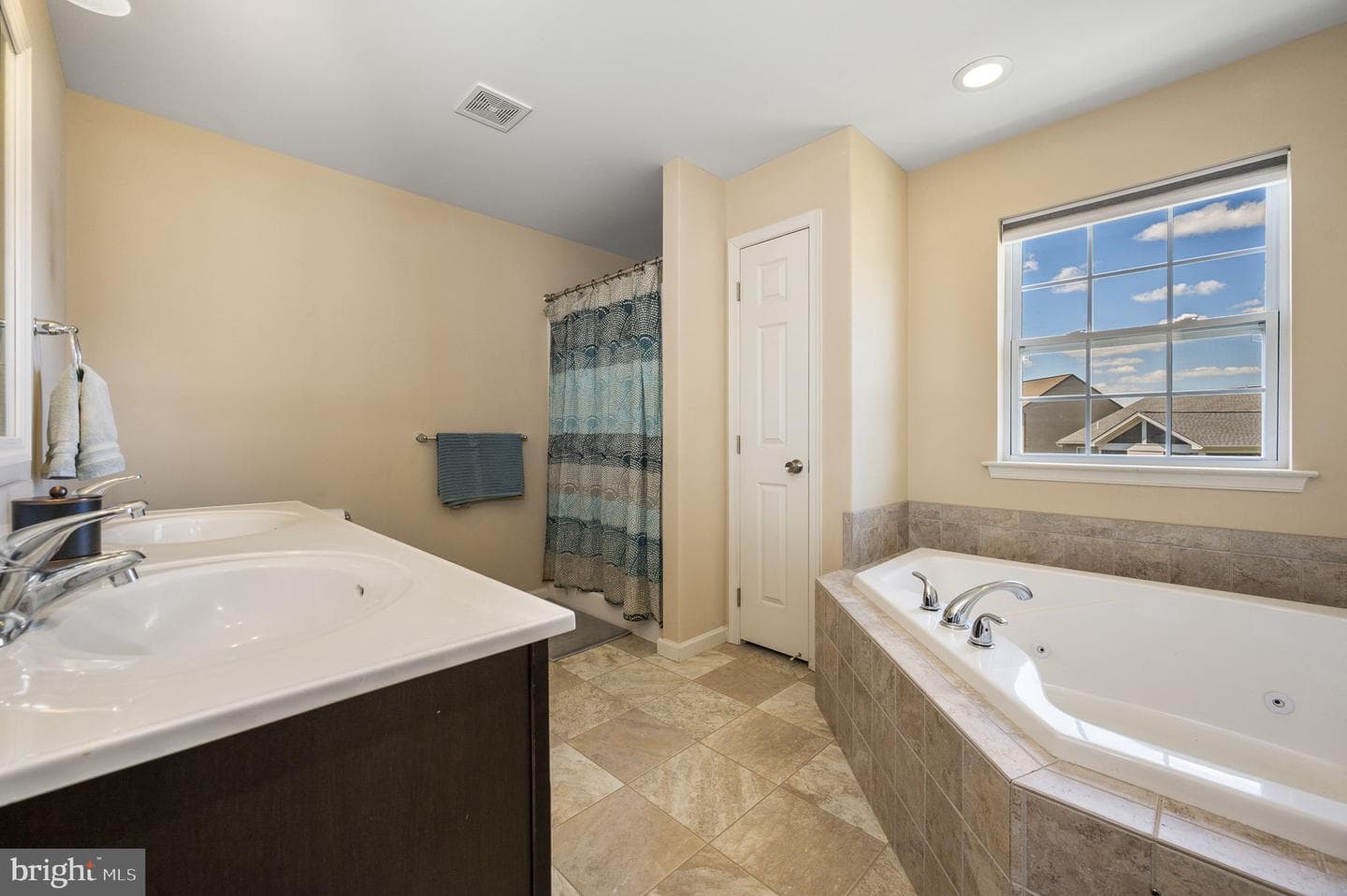 143 Nantucket Drive photo 25