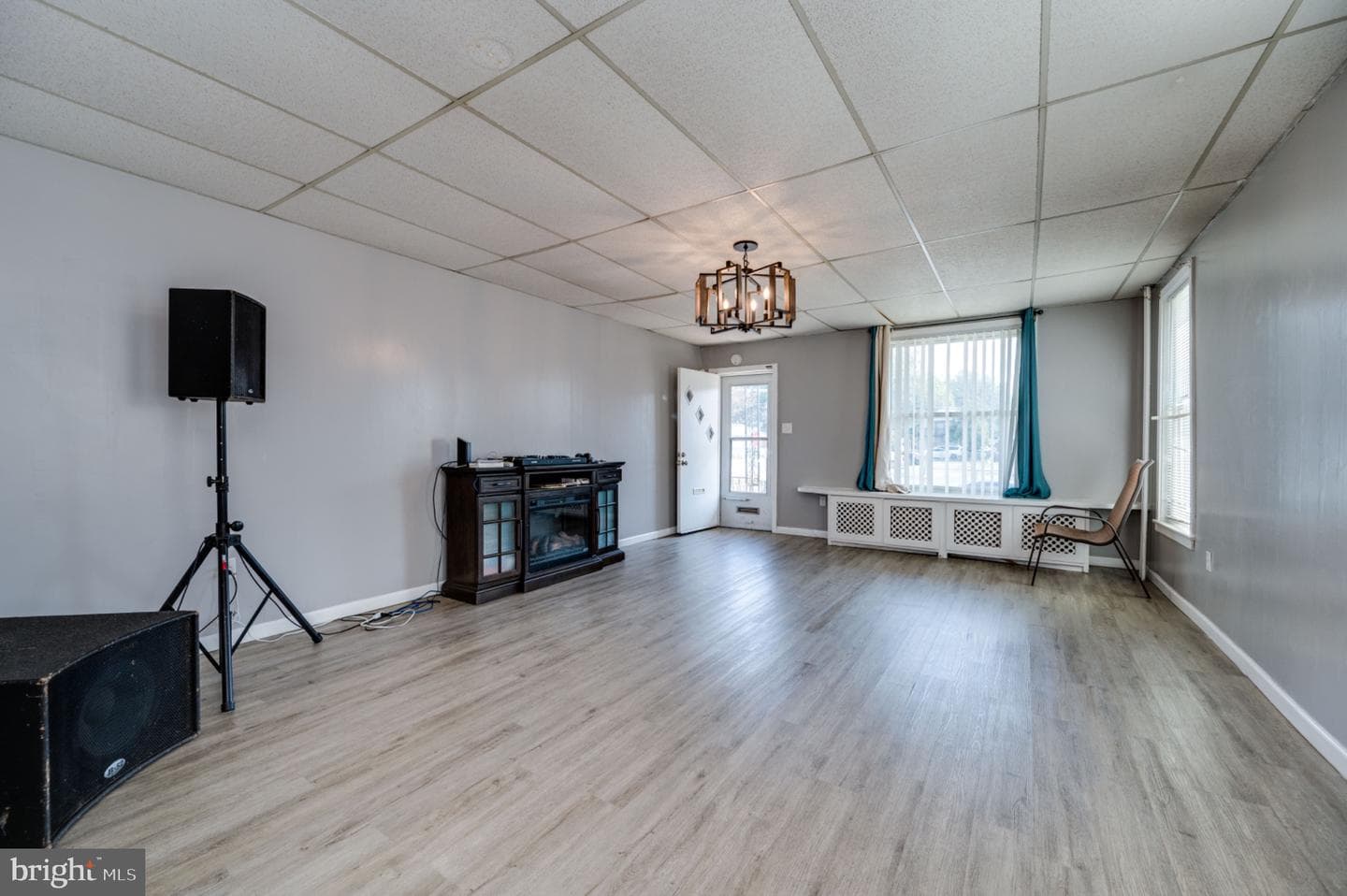 1448 Luzerne Street photo 5