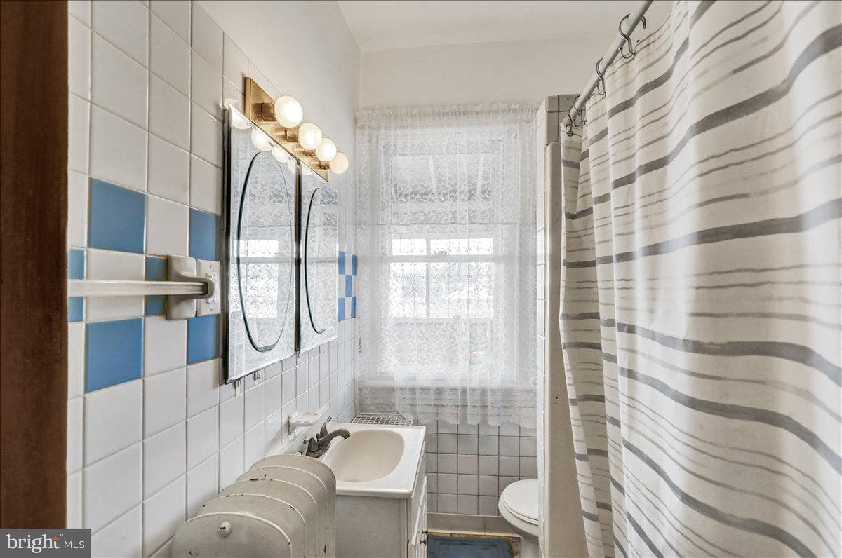 433 Eisenbrown Street photo 26
