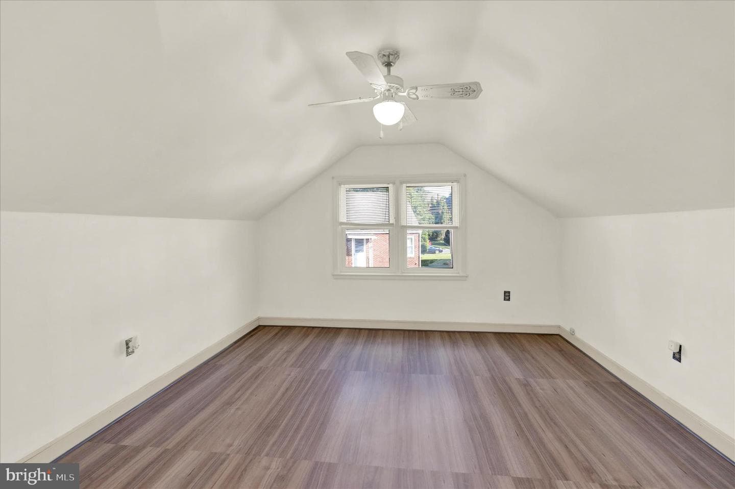 302 Elmwood Avenue photo 16