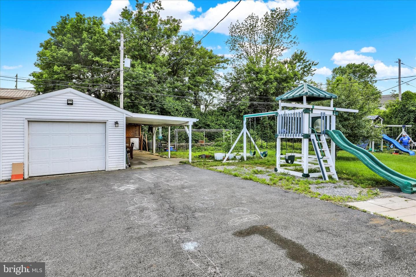302 Elmwood Avenue photo 32