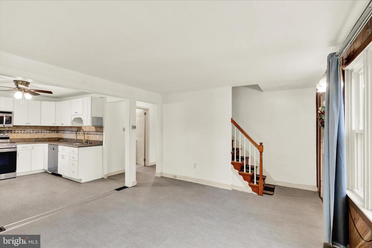 302 Elmwood Avenue photo 4