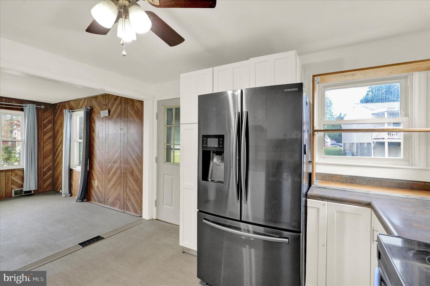 302 Elmwood Avenue photo 9