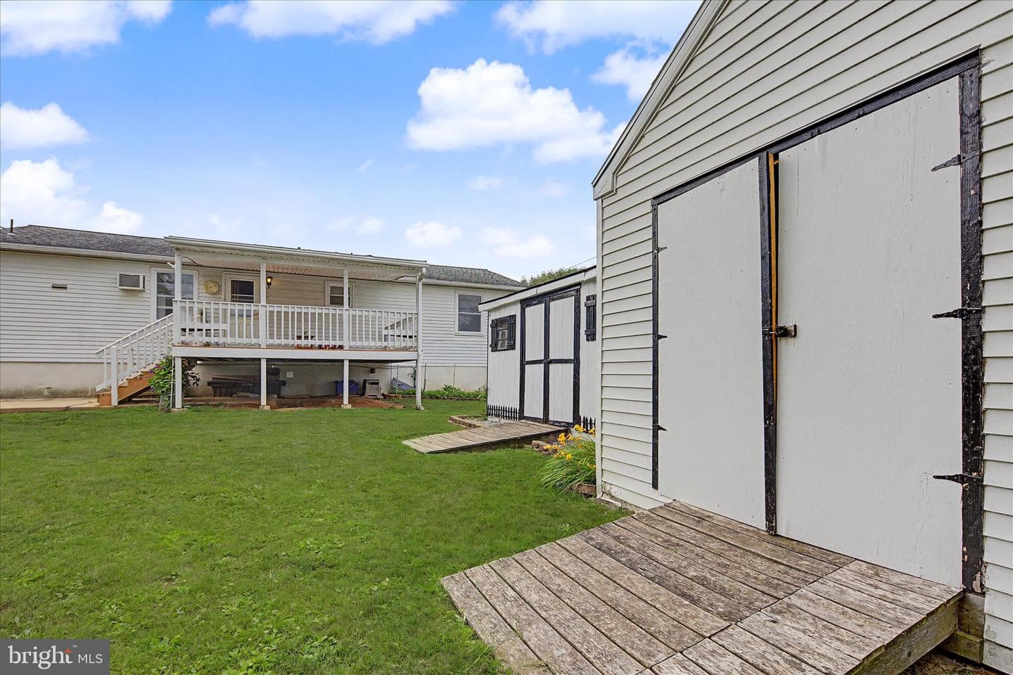 27 Maywood Avenue photo 25