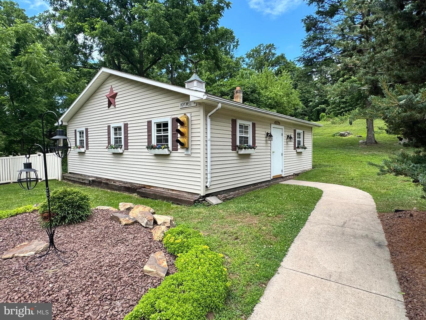 2540 Hopewell Road photo 49