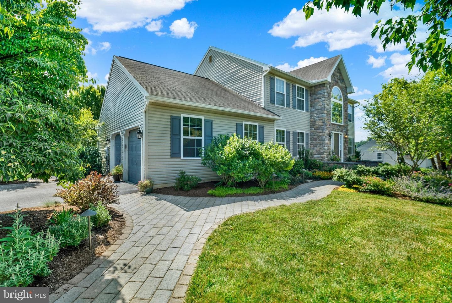 21 Hilgert Avenue photo 4