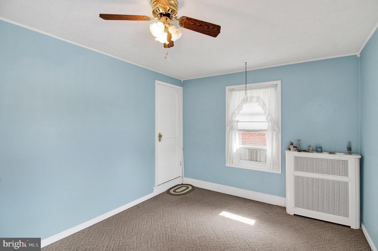 4230 Penn Avenue photo 14