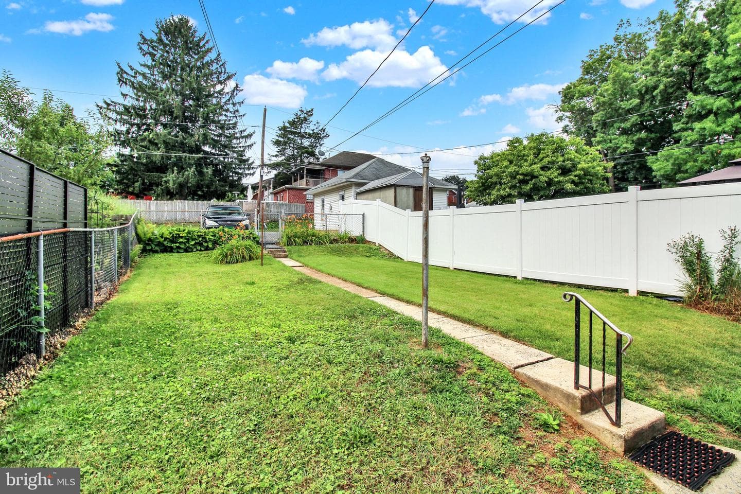 4230 Penn Avenue photo 23