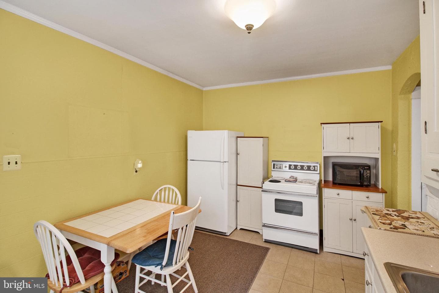 4230 Penn Avenue photo 9