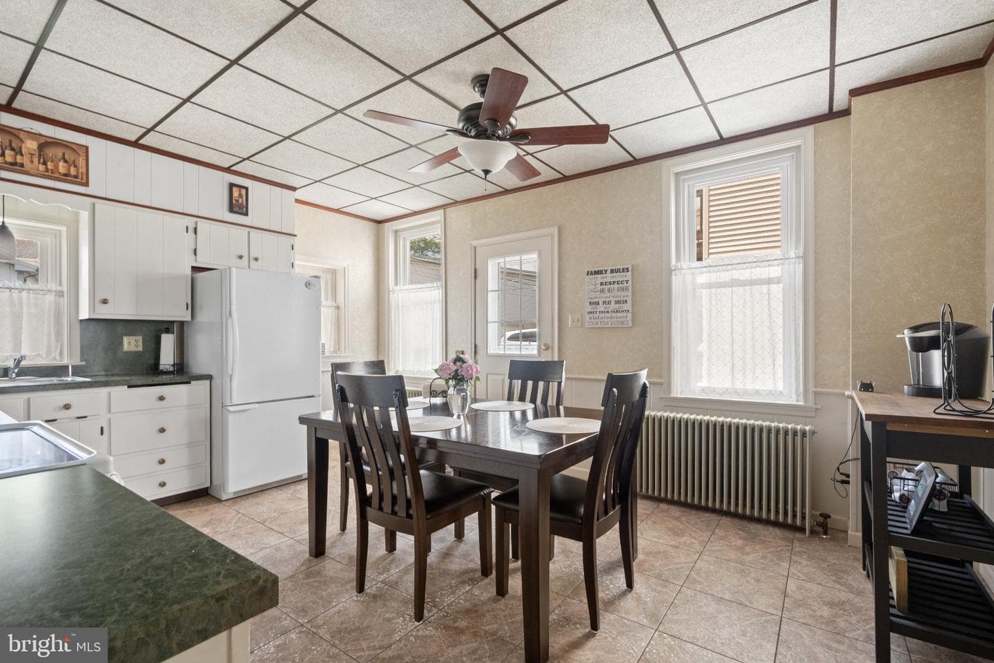 412 Rhoads Avenue photo 9