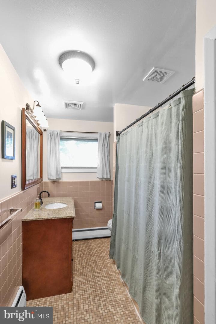 33 Lawndale Road photo 14