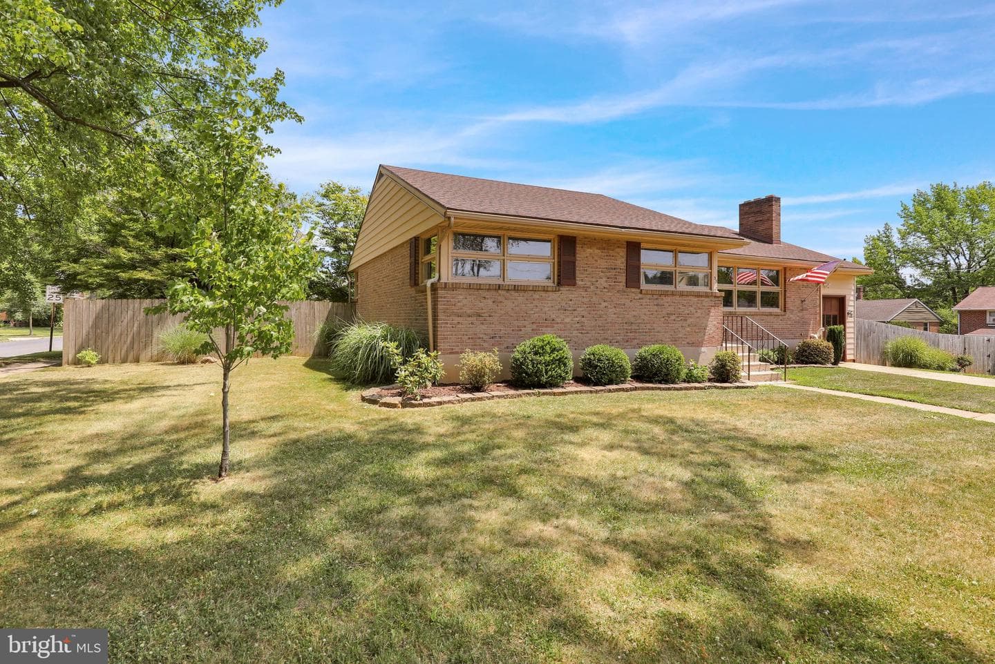 33 Lawndale Road photo 3