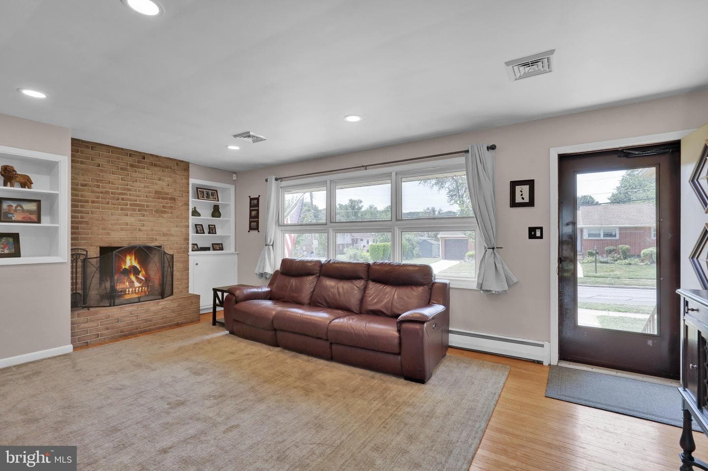 33 Lawndale Road photo 5