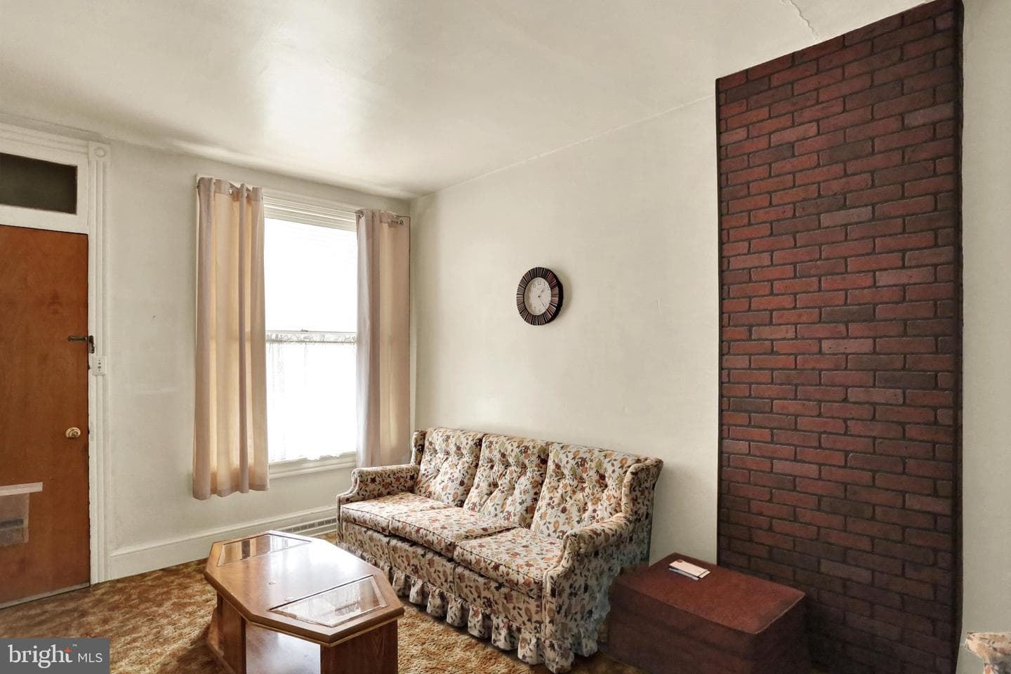 1541 Moss Street photo 5