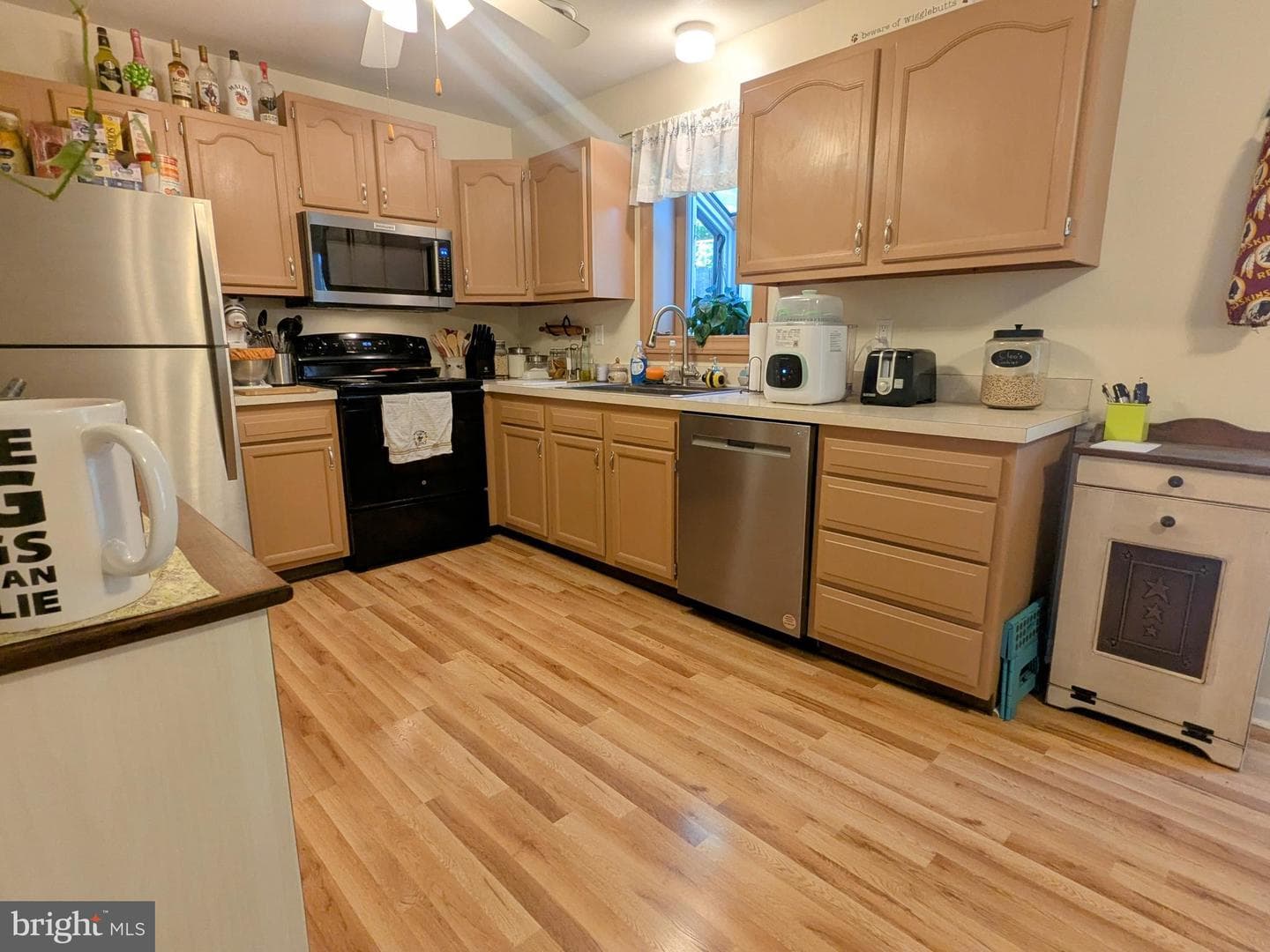202 Adams Drive photo 9
