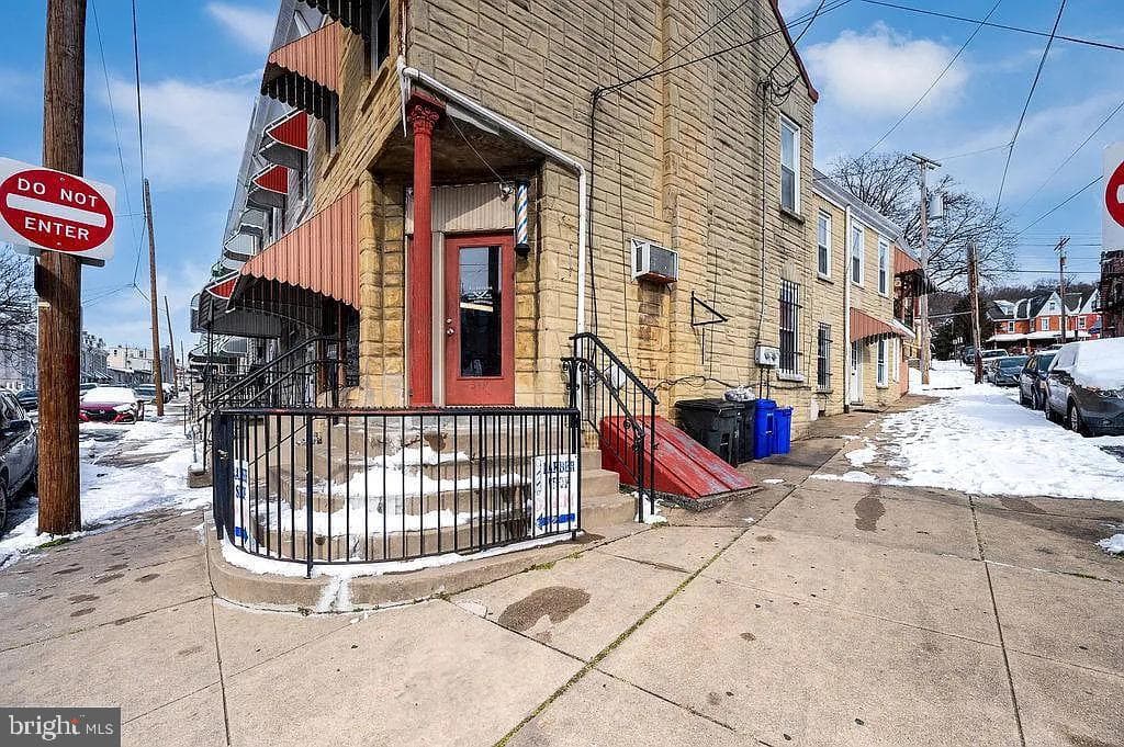 349 S Miller Street photo 5