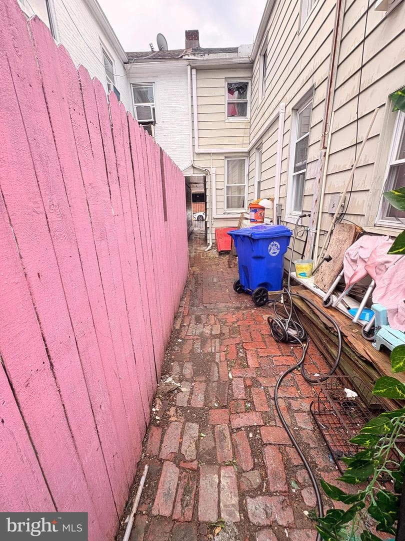 135 Poplar Street photo 29