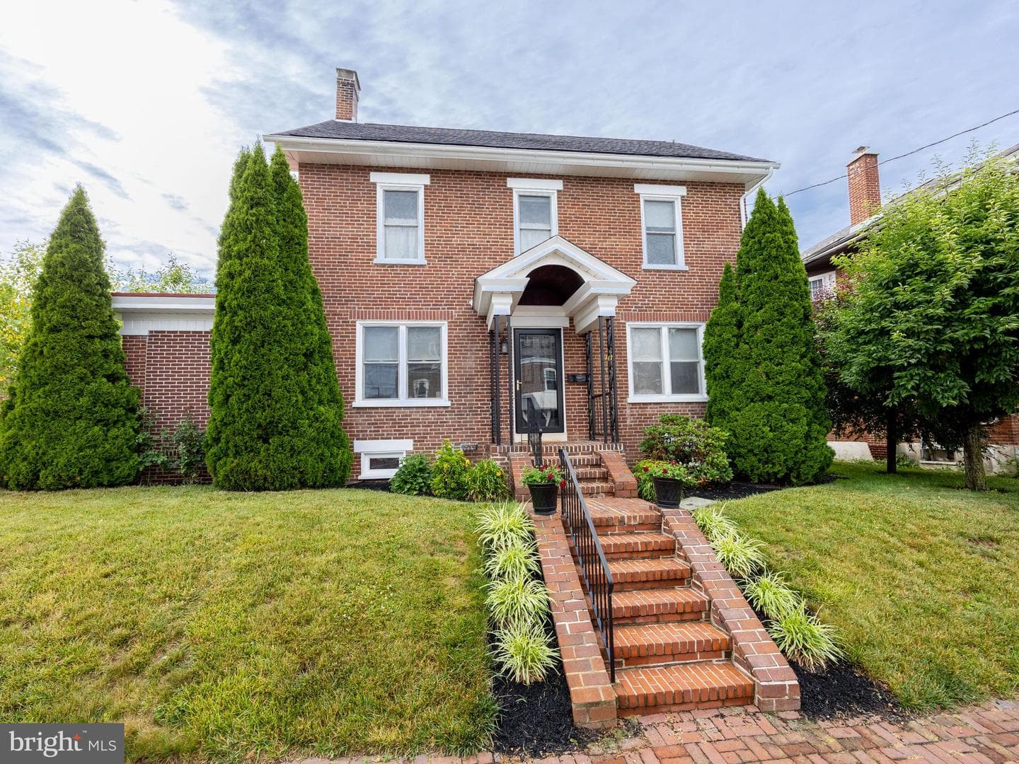 117 N Walnut Street photo 1