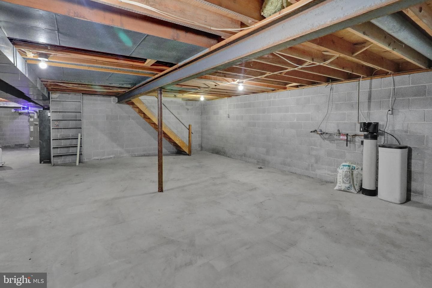 2104 Gring Drive photo 35