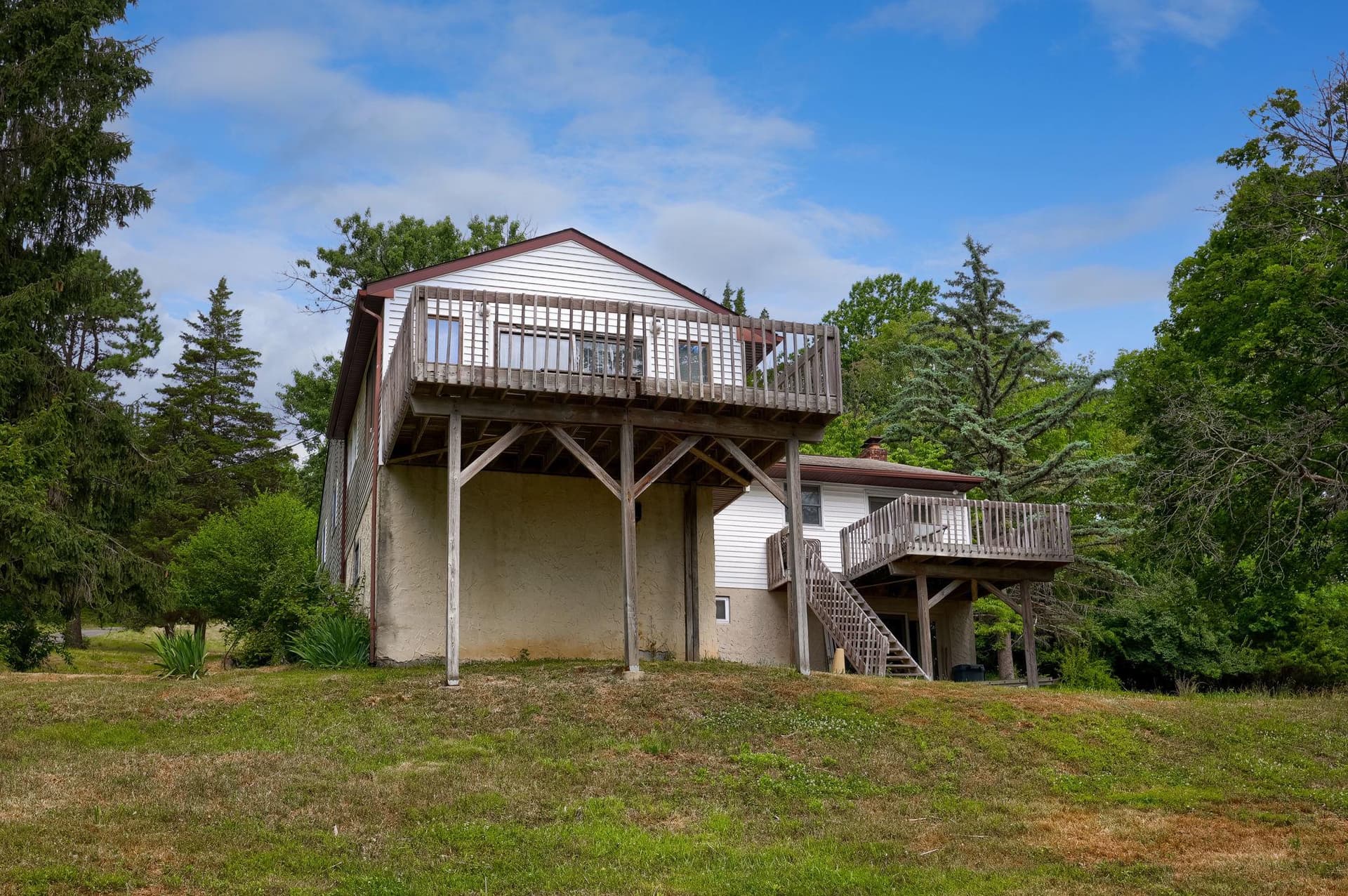 49 Preston Road, Reinholds