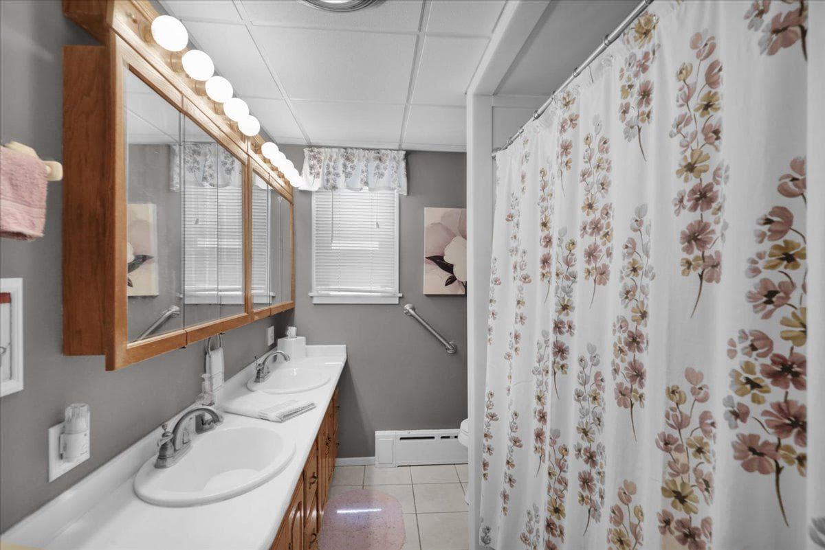 61 Weaver Lane photo 18