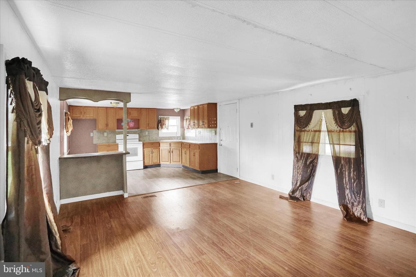 746 River Road photo 13