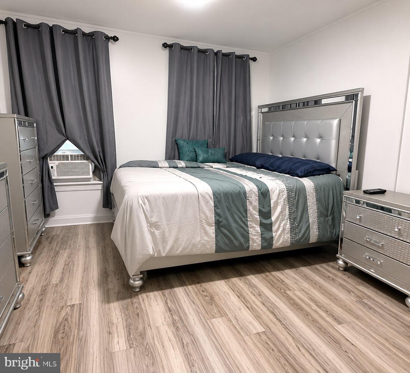 431 W Greenwich Street photo 8
