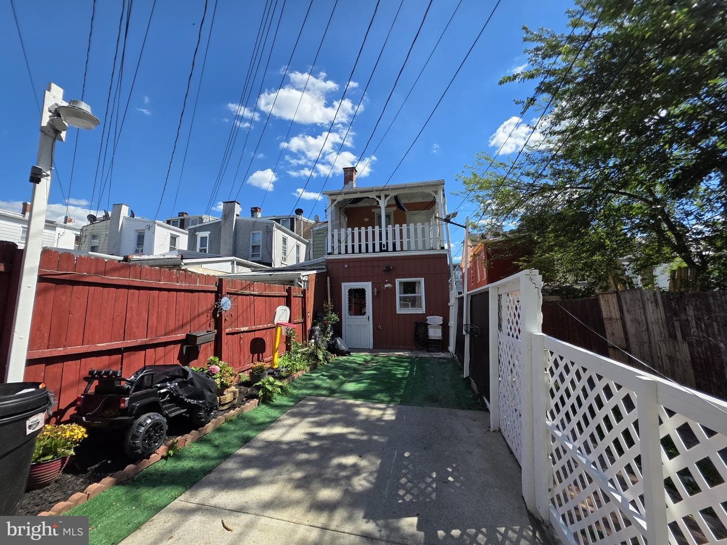 1133 Douglass Street photo 28