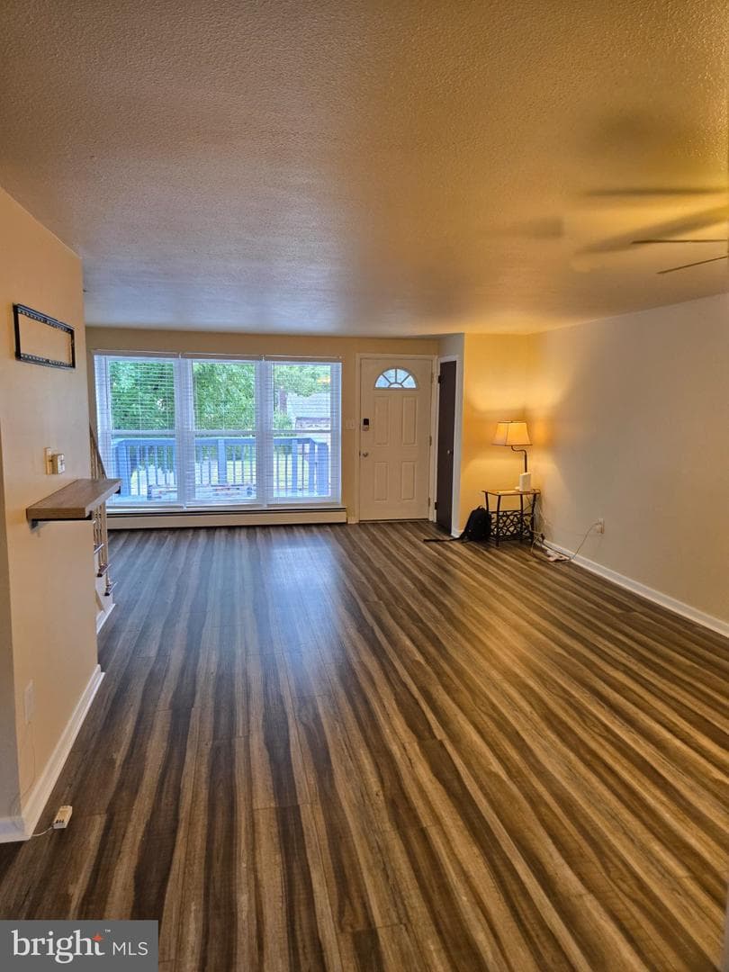 105 John Glenn Avenue photo 5