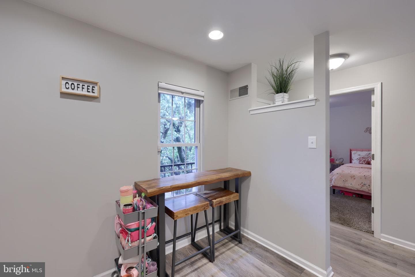 118 Valley Greene Circle photo 11