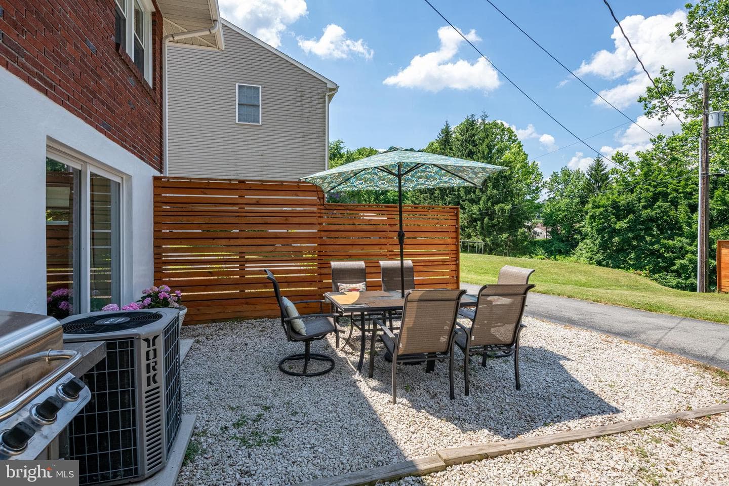 344 Pennwyn Place photo 26