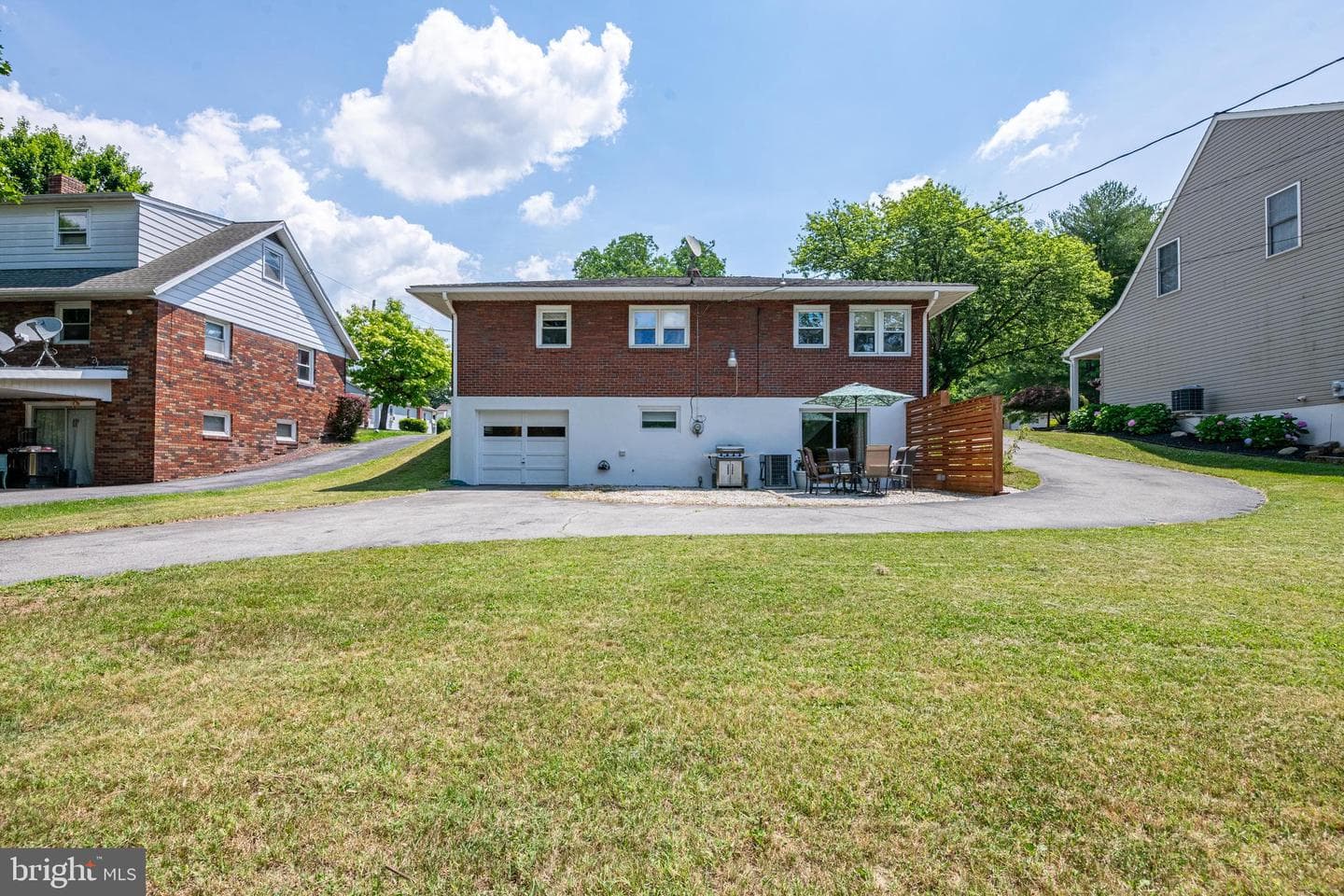 344 Pennwyn Place photo 29